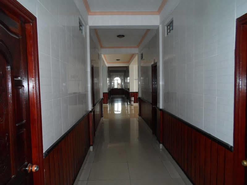 Rang Dong Hotel หมีทอ ภายนอก รูปภาพ